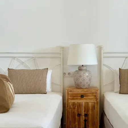 Canaryislandshost I Azucena *