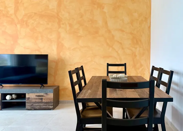 Canaryislandshost I Azucena Villa Tías