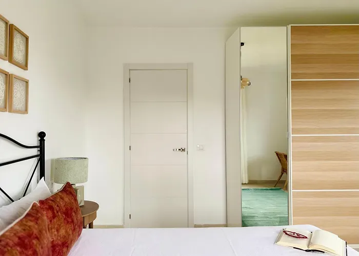 Canaryislandshost I Azucena Тиас